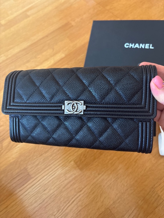ボーイズシャネル（ブランド財布・小物）の商品画像 - 査定依頼日：2025年9月3日 - 最高査定価格：50,000円