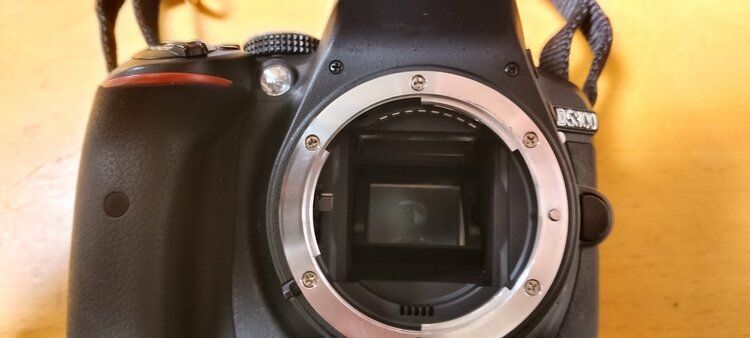 Nikond5300（カメラ）の商品画像 - 査定依頼日：2026年7月13日 - 最高査定価格：15,000円
