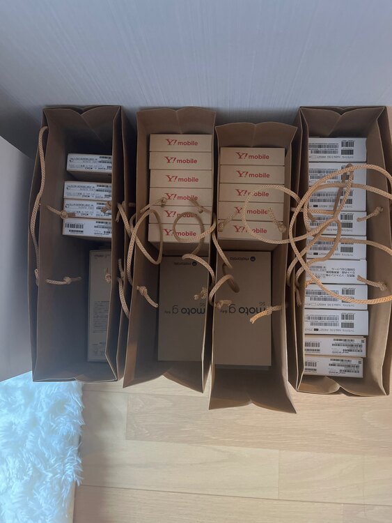 moto g64y ymobile、Nubia s 64g（スマホ）の商品画像 - 査定依頼日：2025年3月31日 - 最高査定価格：5,000円