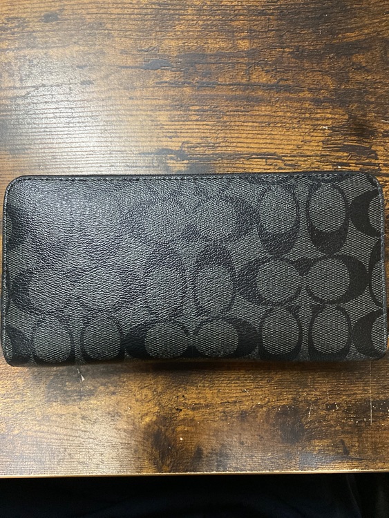 その他 コーチ （ブランドバッグ）の商品画像 - 査定依頼日：2025年9月13日 - 最高査定価格：2,500円