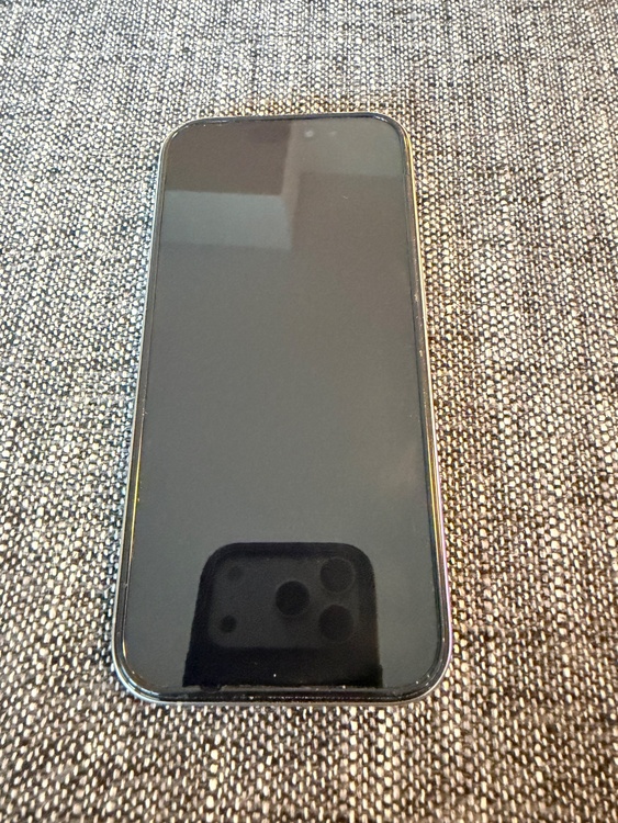 iPhone 16 Pro 128GB SIMフリー（スマホ）の商品画像 - 査定依頼日：2026年9月27日 - 最高査定価格：111,000円