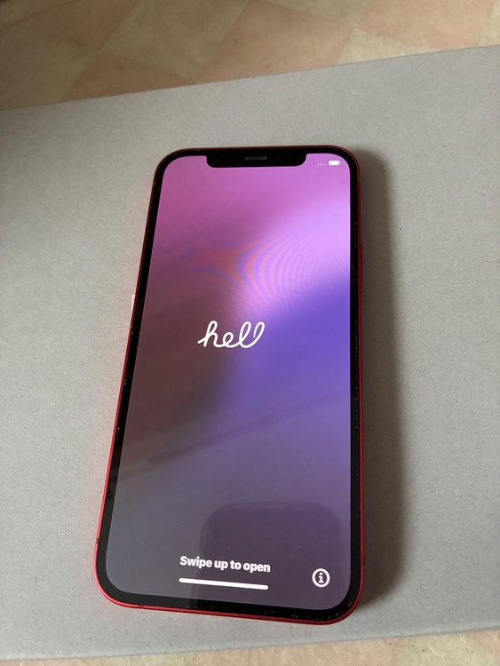 iPhone iPhone 12 128GB au（スマホ）の商品画像 - 査定依頼日：2026年6月10日 - 最高査定価格：27,500円