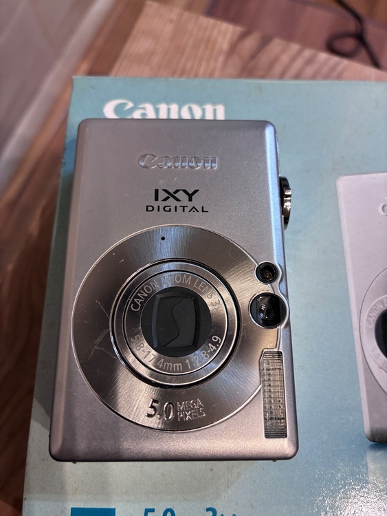 xydigital60（カメラ）の商品画像 - 査定依頼日：2026年2月25日 - 最高査定価格：5,500円