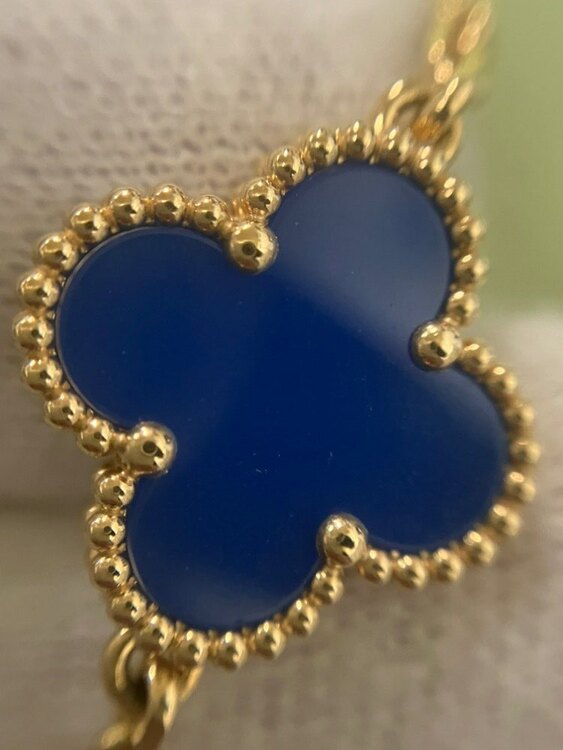 ヴァンクリーフ　20p（宝石）の商品画像 - 査定依頼日：2025年4月4日 - 最高査定価格：1,750,000円