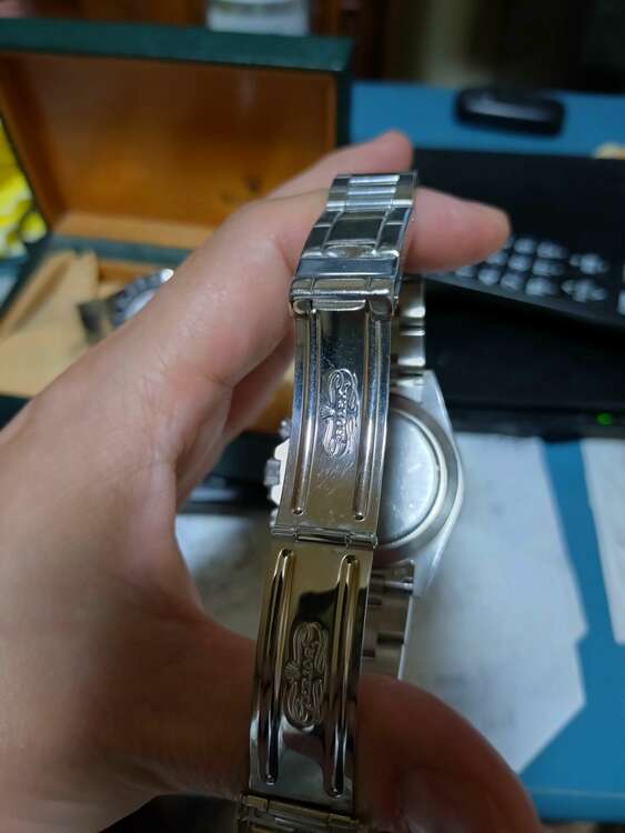 ロレックス デイトナ 1652（高級時計）の商品画像 - 査定依頼日：2025年5月5日 - 最高査定価格：3,500,000円