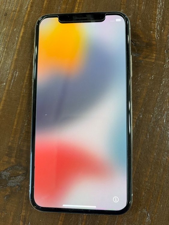 iPhoneX 256GB au（スマホ）の商品画像 - 査定依頼日：2026年2月4日 - 最高査定価格：14,000円