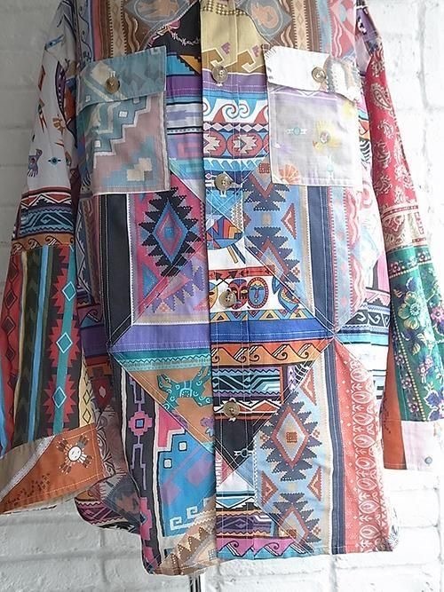 【A NOVEL DAY.】AVANI VINTAGE PATCH CPO （古着・ファッション）の商品画像 - 査定依頼日：2026年3月4日 - 最高査定価格：100,000円