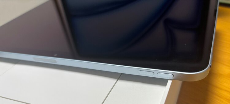 11インチ iPad Air（M2）Apple M2 11型 Wi-Fiモデル （PC・タブレット）の商品画像 - 査定依頼日：2025年5月25日 - 最高査定価格：61,000円