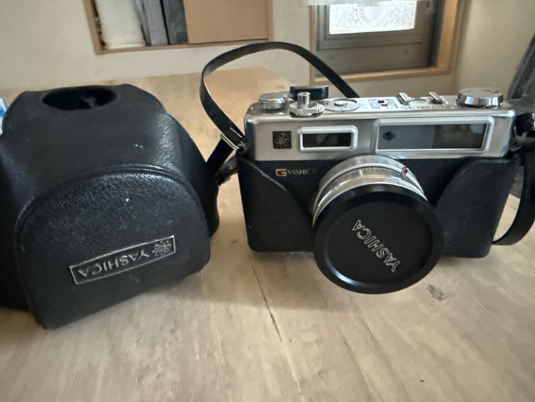 YASHICA ELECTRO35（カメラ）の商品画像 - 査定依頼日：2026年2月11日 - 最高査定価格：4,000円