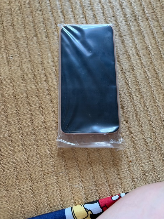 FCG011回も使ってない（スマホ）の商品画像 - 査定依頼日：2026年9月13日 - 最高査定価格：5,000円