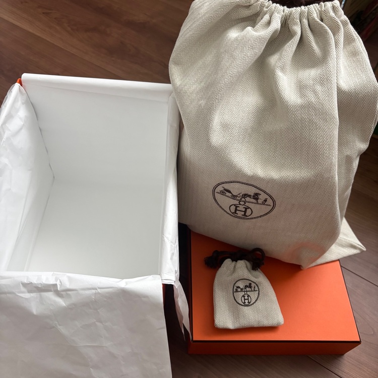 ピコタンPM（ブランドバッグ）の商品画像 - 査定依頼日：2025年9月26日 - 最高査定価格：560,000円