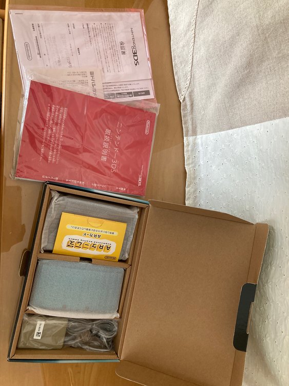 ニンテンドー3DS（ゲーム機本体・ゲームソフト）の商品画像 - 査定依頼日：2023年1月9日 - 最高査定価格：3,500円