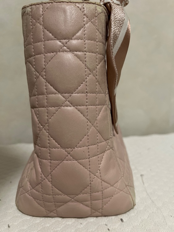 レディディオール（ブランドバッグ）の商品画像 - 査定依頼日：2025年6月25日 - 最高査定価格：90,000円