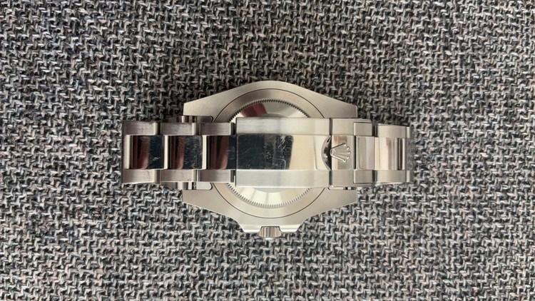 ロレックス GMTマスター M126710BLNR-0003 （高級時計）の商品画像 - 査定依頼日：2025年10月10日 - 最高査定価格：2,560,000円