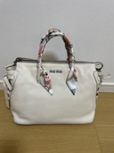 ミュウミュウ  （ブランドバッグ）の商品画像 - 査定依頼日：2025年9月14日 - 最高査定価格：30,000円