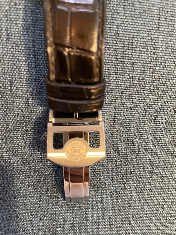 ポルトキーゼクロノグラフクラッシック（高級時計）の商品画像 - 査定依頼日：2026年2月15日 - 最高査定価格：100,000円