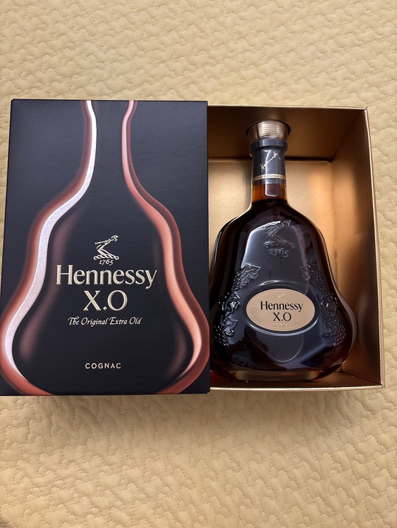 ブランデー ヘネシー（お酒）の商品画像 - 査定依頼日：2026年9月26日 - 最高査定価格：15,000円