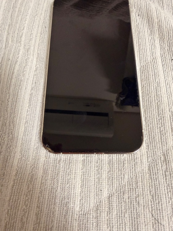 iPhone 13 Pro 128GB au（スマホ）の商品画像 - 査定依頼日：2026年4月14日 - 最高査定価格：38,000円