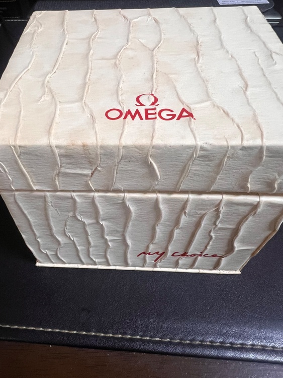 オメガ コンステーション 1165760（高級時計）の商品画像 - 査定依頼日：2026年4月4日 - 最高査定価格：1,400,000円