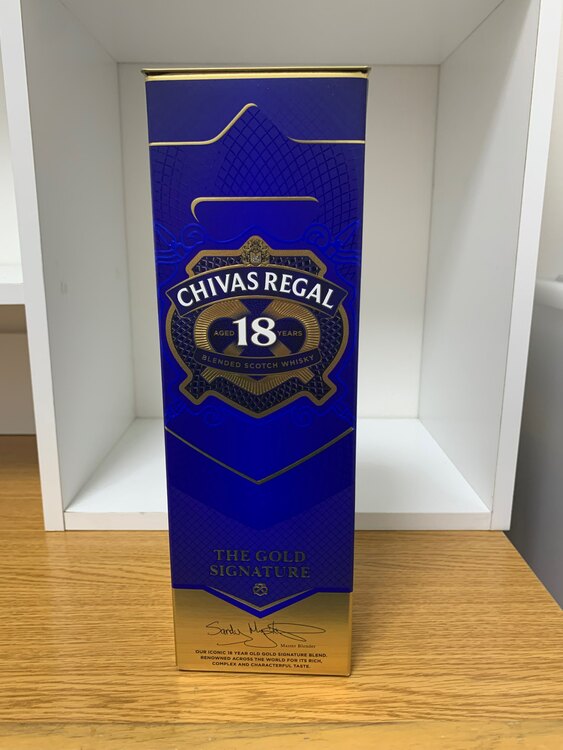 ウイスキー シーバスリーガル （お酒）の商品画像 - 査定依頼日：2025年1月27日 - 最高査定価格：4,000円