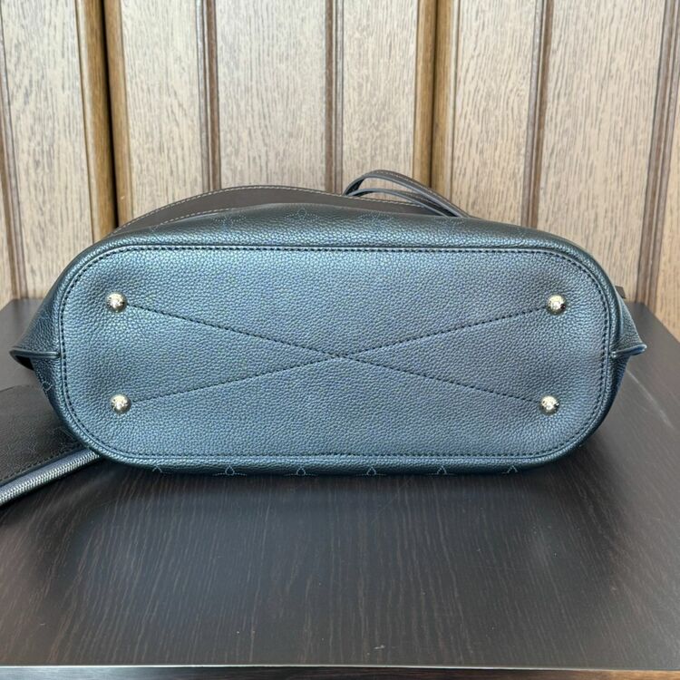 ジロラッタ（ブランドバッグ）の商品画像 - 査定依頼日：2025年11月23日 - 最高査定価格：240,000円