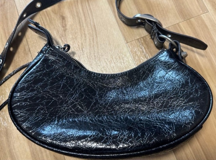 バレンシアガ  （ブランドバッグ）の商品画像 - 査定依頼日：2026年1月30日 - 最高査定価格：130,000円