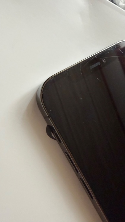 iPhone iPhone 12 Pro 128GB au（スマホ）の商品画像 - 査定依頼日：2026年9月7日 - 最高査定価格：27,000円