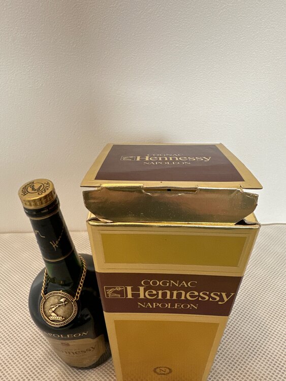 ブランデー ヘネシー （お酒）の商品画像 - 査定依頼日：2025年5月23日 - 最高査定価格：6,500円