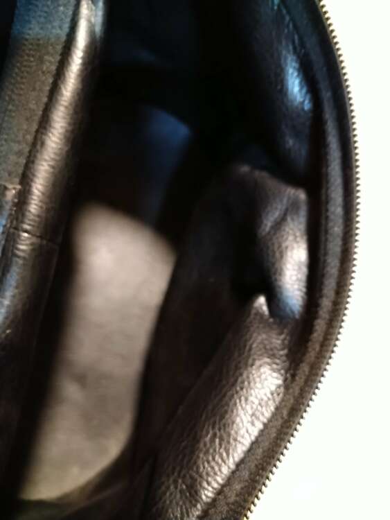 フェンディ  （ブランドバッグ）の商品画像 - 査定依頼日：2025年5月10日 - 最高査定価格：20,000円