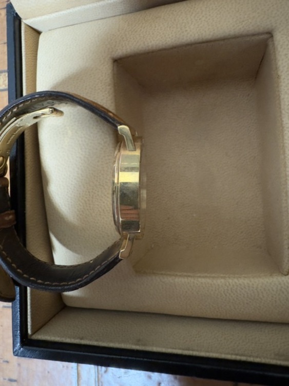 BB33GLSK（高級時計）の商品画像 - 査定依頼日：2025年8月27日 - 最高査定価格：530,000円