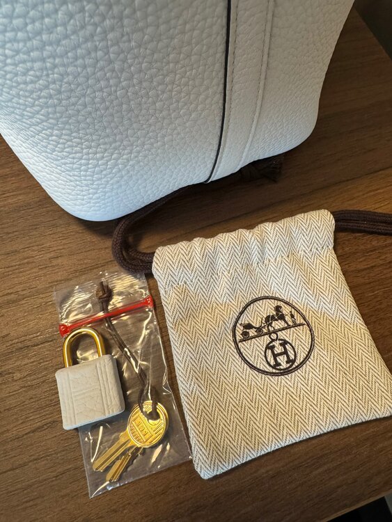 エルメス ピコタン （ブランドバッグ）の商品画像 - 査定依頼日：2025年4月20日 - 最高査定価格：520,000円