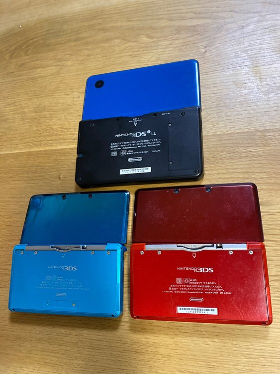 3DS×2、3DSLL×1（ゲーム機本体・ゲームソフト）の商品画像 - 査定依頼日：2022年9月5日 - 最高査定価格：15,000円