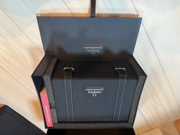 オメガ スピードマスター （高級時計）の商品画像 - 査定依頼日：2025年7月17日 - 最高査定価格：900,000円