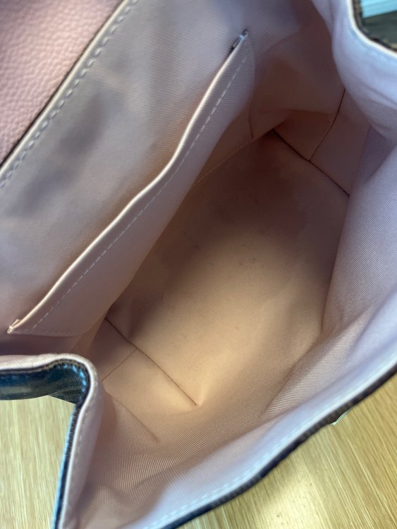 クラプトン（ブランドバッグ）の商品画像 - 査定依頼日：2022年9月23日 - 最高査定価格：110,000円