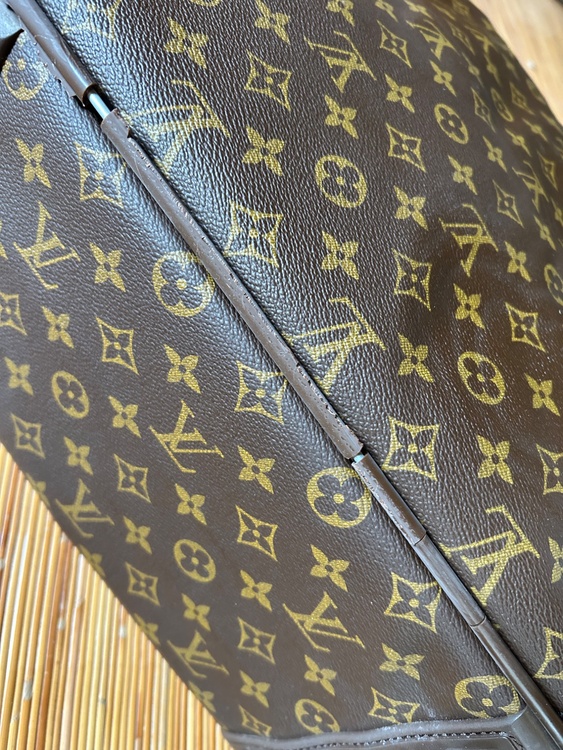 ルイヴィトン モノグラム （ブランドバッグ）の商品画像 - 査定依頼日：2026年3月22日 - 最高査定価格：30,000円