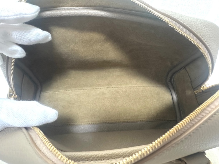 ロエベアマソナ23（ブランドバッグ）の商品画像 - 査定依頼日：2025年12月24日 - 最高査定価格：70,000円