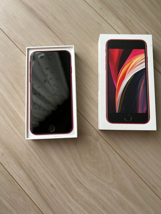 iPhoneSE 第二世代（スマホ）の商品画像 - 査定依頼日：2025年4月19日 - 最高査定価格：12,000円