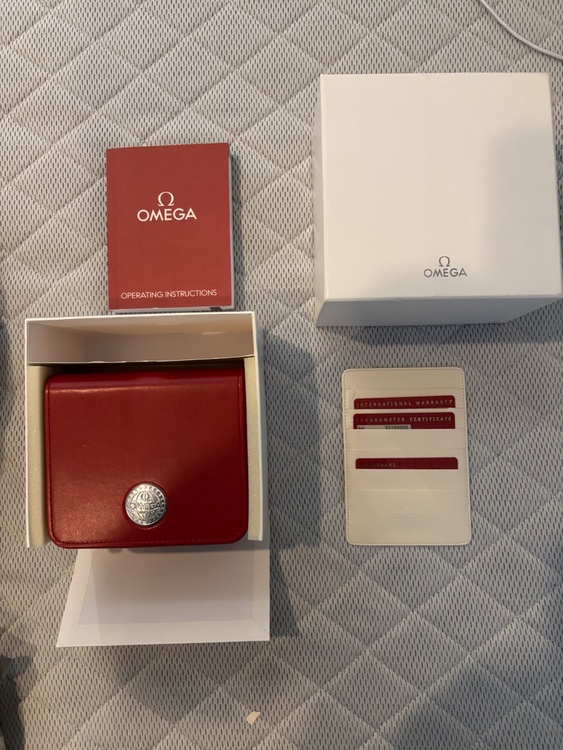 オメガ スピードマスター （高級時計）の商品画像 - 査定依頼日：2026年1月23日 - 最高査定価格：350,000円