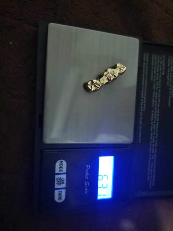 金歯（金・貴金属）の商品画像 - 査定依頼日：2025年11月19日 - 最高査定価格：77,000円