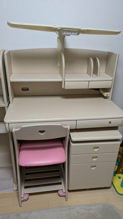 学習机（家具・寝具）の商品画像 - 査定依頼日：2026年2月24日 - 最高査定価格：5,000円