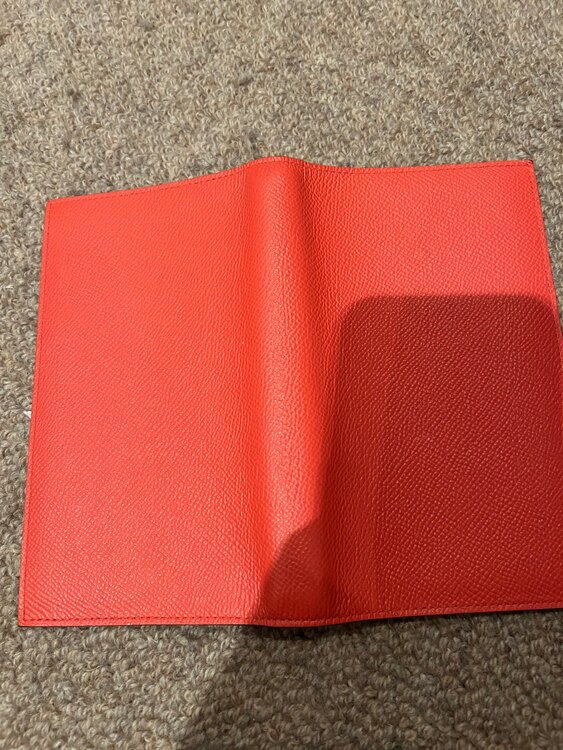 アジェンダヴィジョン　（ブランド財布・小物）の商品画像 - 査定依頼日：2025年1月17日 - 最高査定価格：15,000円