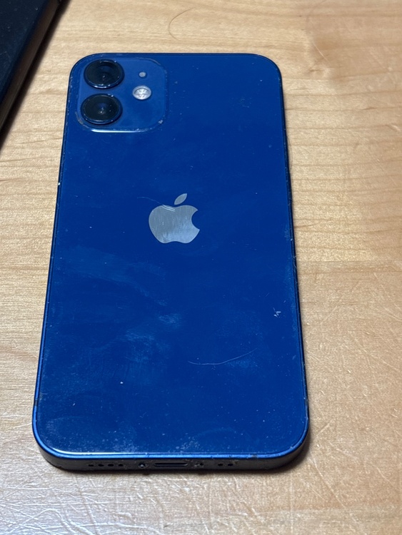 iPhone 12 mini 256GB SIMフリー（スマホ）の商品画像 - 査定依頼日：2026年4月20日 - 最高査定価格：20,000円