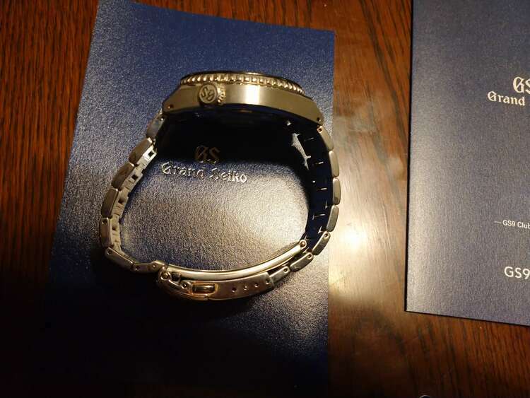 SBGX335（高級時計）の商品画像 - 査定依頼日：2025年3月12日 - 最高査定価格：269,500円