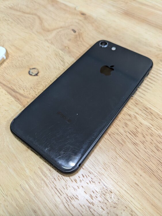 iphone8（スマホ）の商品画像 - 査定依頼日：2026年4月26日 - 最高査定価格：6,000円