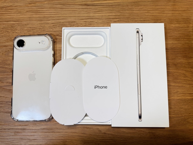 iPhone iPhone Air 256GB SIMフリー（スマホ）の商品画像 - 査定依頼日：2026年9月14日 - 最高査定価格：103,000円