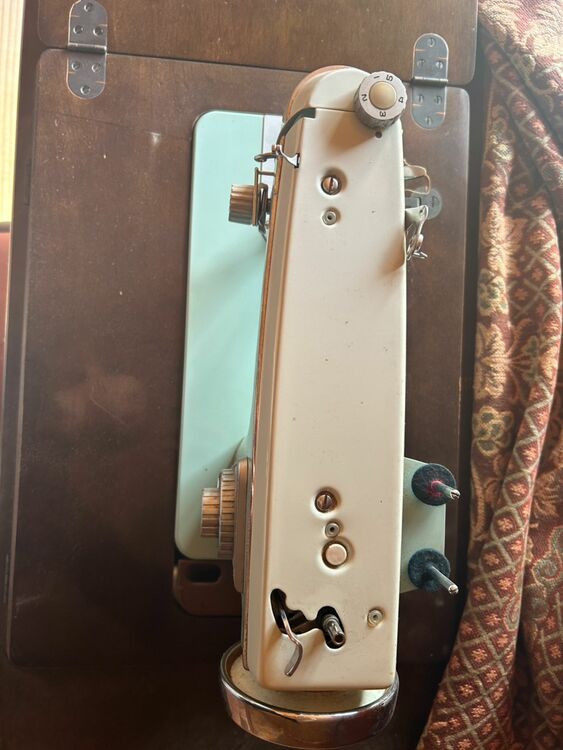 JANOMEミシン（家電）の商品画像 - 査定依頼日：2025年9月27日 - 最高査定価格：1円