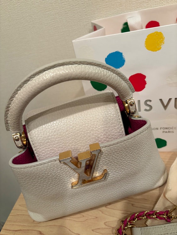 カプシーヌ（ブランドバッグ）の商品画像 - 査定依頼日：2025年11月16日 - 最高査定価格：400,000円