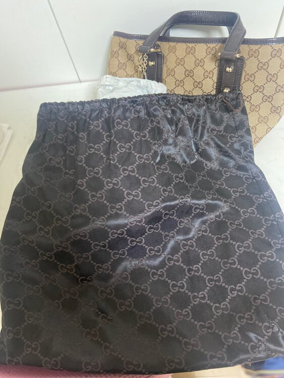 グッチ  （ブランドバッグ）の商品画像 - 査定依頼日：2025年5月30日 - 最高査定価格：27,000円