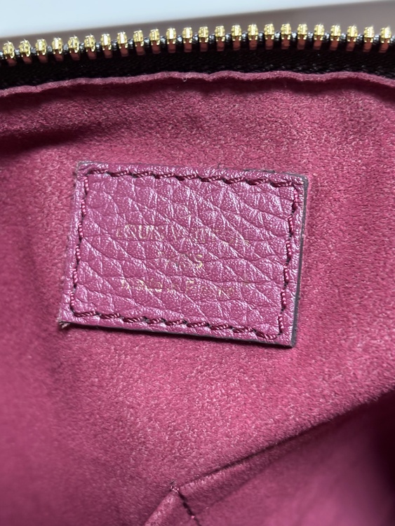 エストレーラMM （ブランドバッグ）の商品画像 - 査定依頼日：2026年3月24日 - 最高査定価格：90,000円