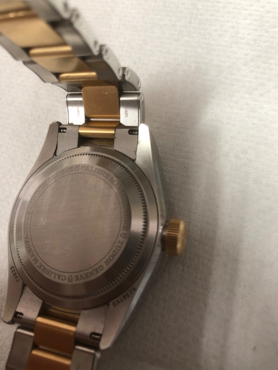 チューダー ブラックベイ （高級時計）の商品画像 - 査定依頼日：2025年8月26日 - 最高査定価格：480,000円